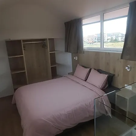 펜션 Aan Zee