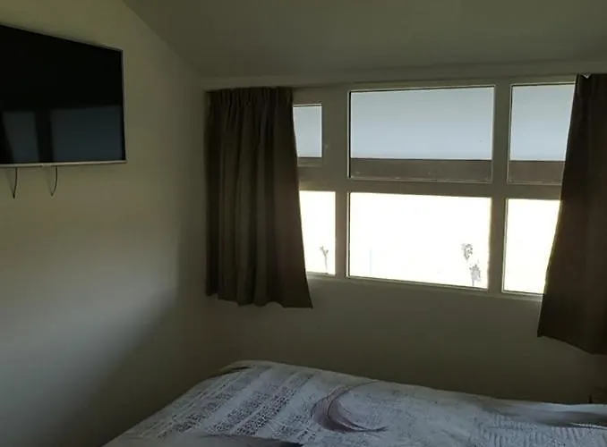 Aan Zee Holiday home *